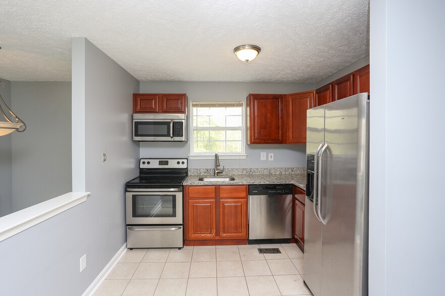 Kitchen - 7817 Camp Rd