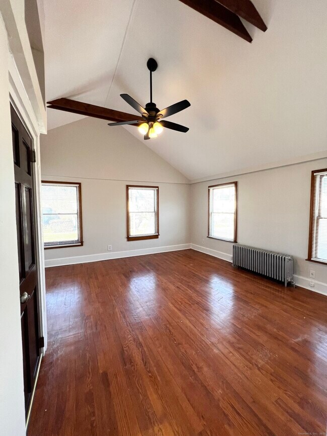 Building Photo - 47 Warwick St