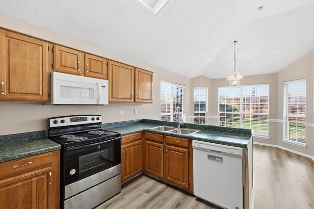 Building Photo - 8701 Mystic Trail