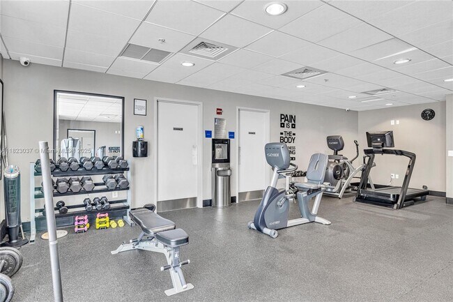 Building Photo - 2275 Biscayne Blvd Blvd