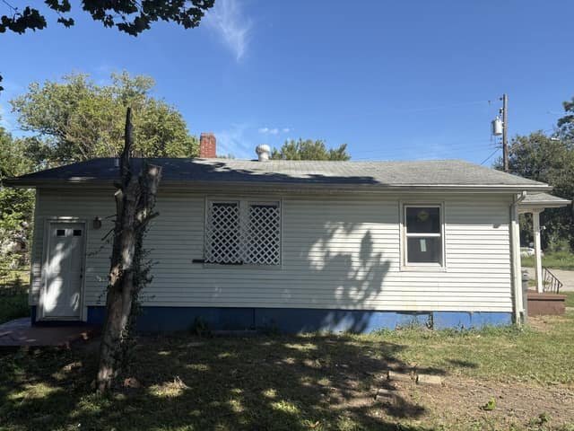 Building Photo - 238 W Peoria Ave