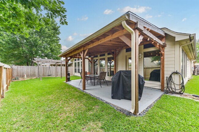 Building Photo - 1511 Eden Meadows Dr
