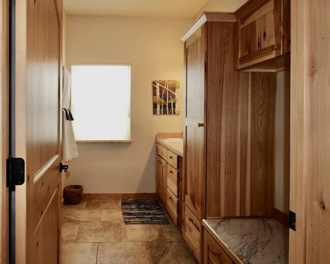 Building Photo - 783 MT-2