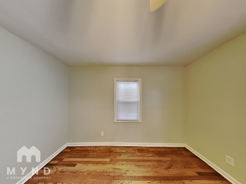 Building Photo - 536 Garst Dr