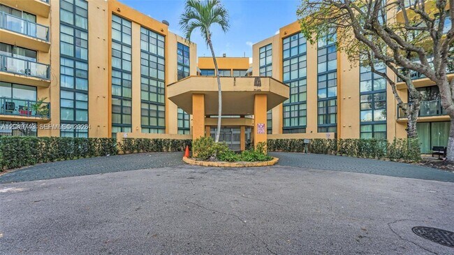 Building Photo - 11800 SW 18th St