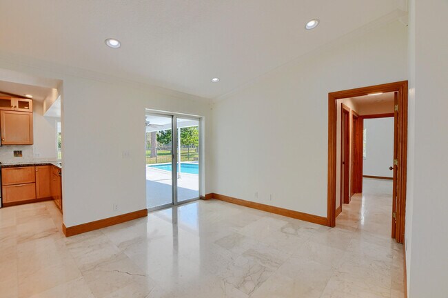 Building Photo - 2334 Timbercreek Cir NW