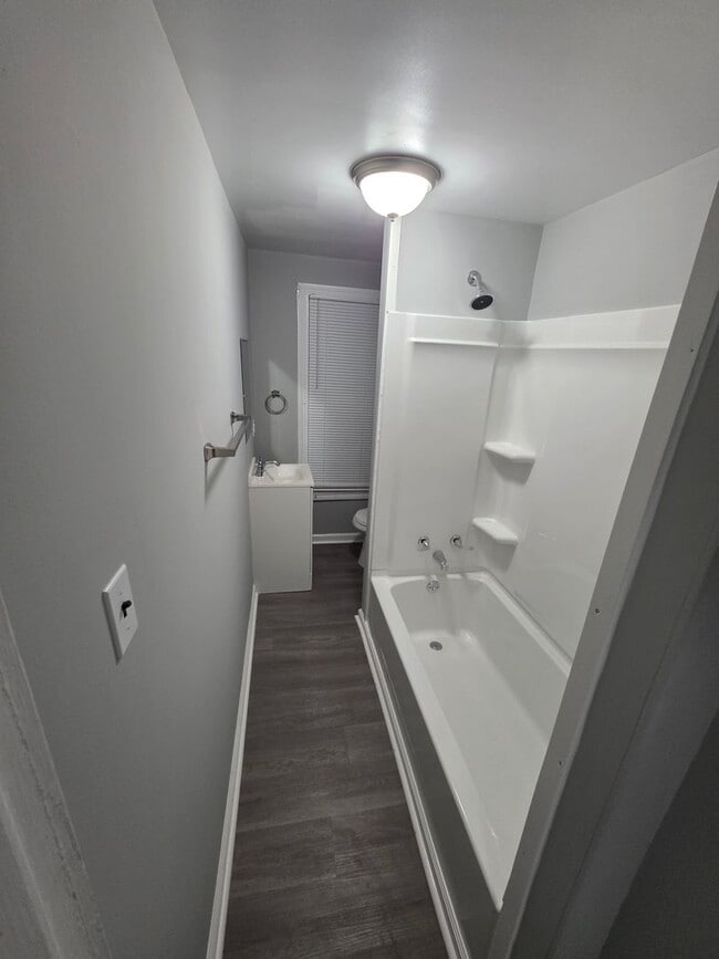 Building Photo - 215-217 Cleveland Avenue