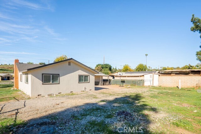 Building Photo - 1548 S Citrus Ave