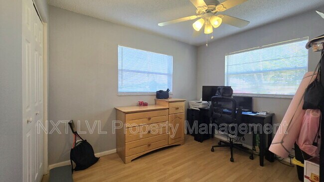 Building Photo - 6146 Principia Dr