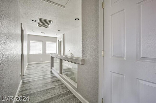 Building Photo - 6586 W Camero Ave