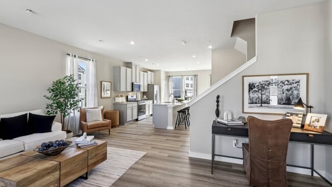 Building Photo - 695 Olivia St