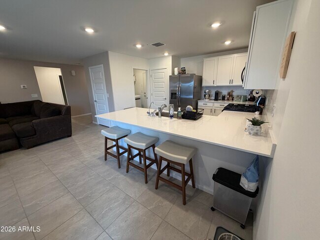 Building Photo - 4605 E Danta St