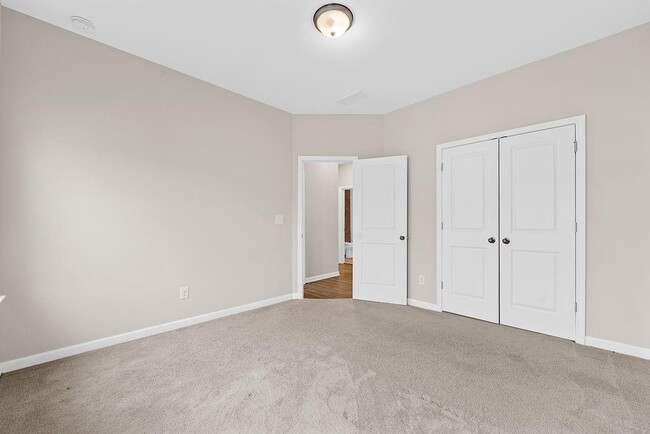 Building Photo - 2247 Pink Hawthorn Dr