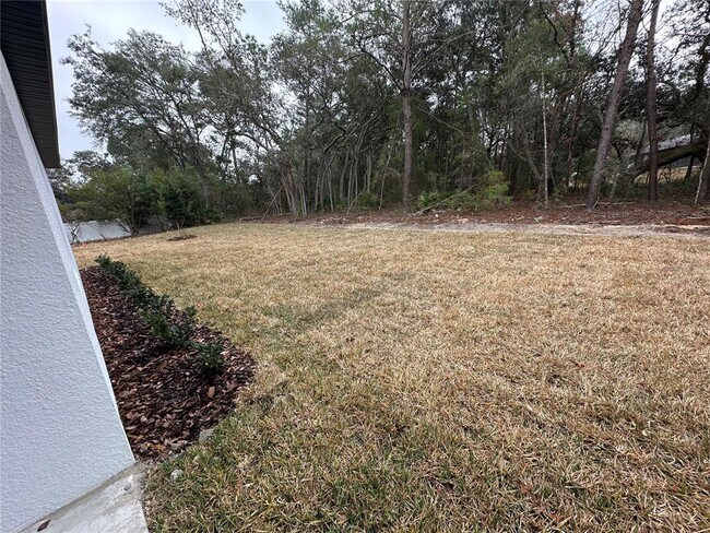 Building Photo - 9 Mimosa Ct W