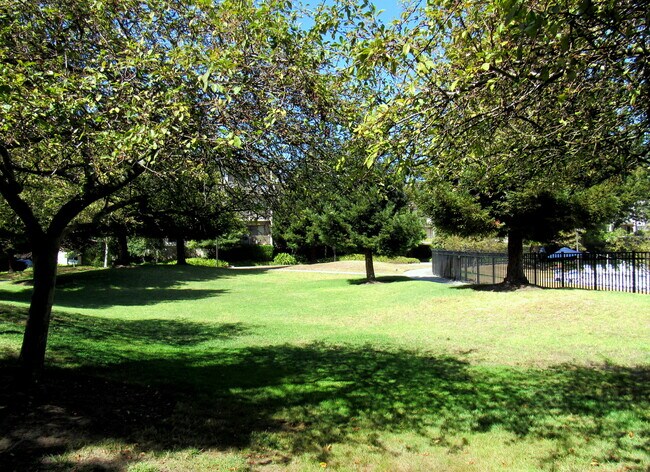 Building Photo - 1 Captain Dr