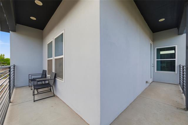 Building Photo - 2406 Merlin St