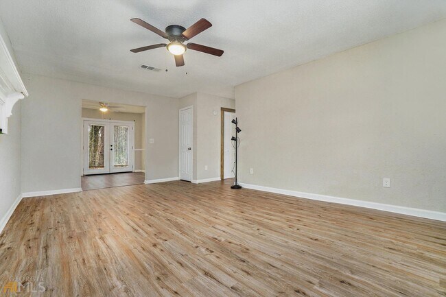 Building Photo - 1134 Balboa Ct