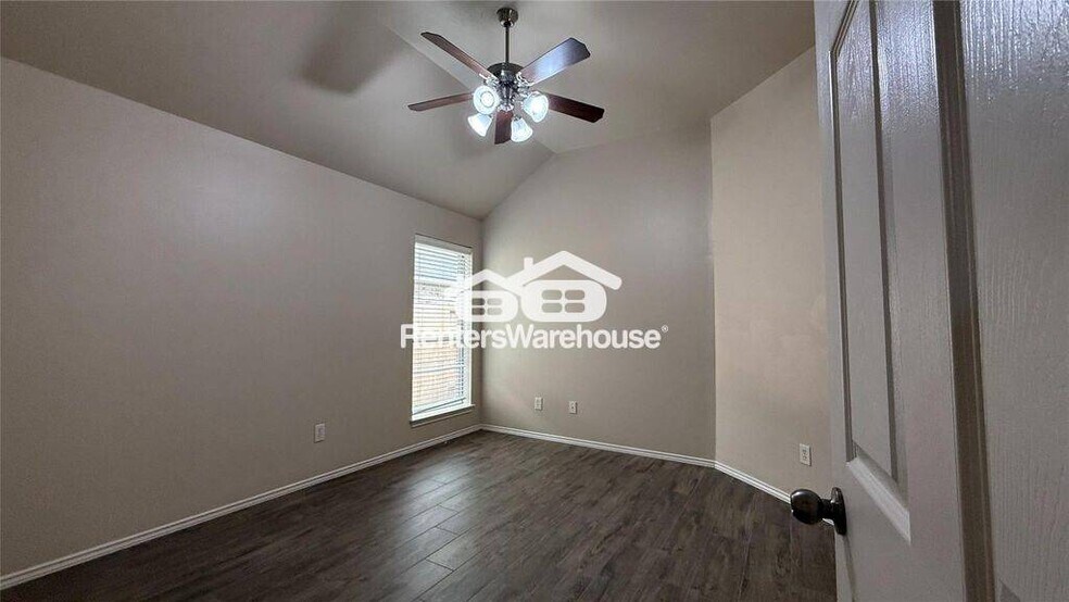 Building Photo - 13615 Evening Wind Dr