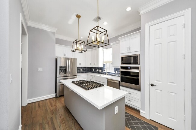 Building Photo - 5317 Feagan St