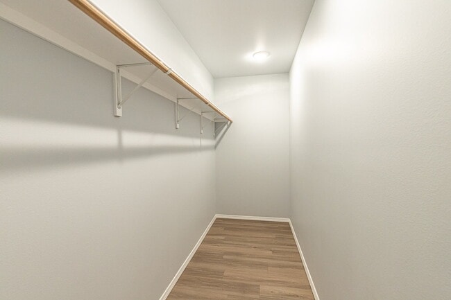 Building Photo - Half off First Full Month's Rent /Zero Deposit /Convenient to All Institutions of Higher Learning...