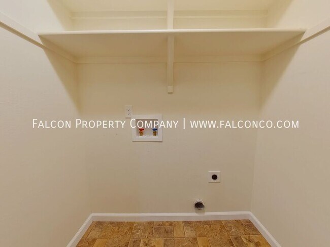Building Photo - 7609 Sun Prairie Dr