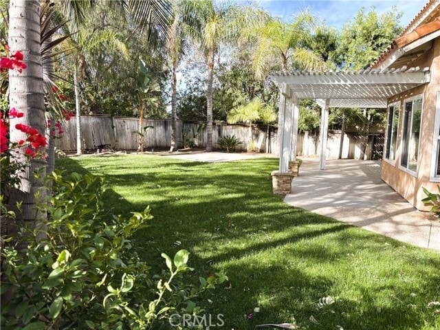 Building Photo - 45 Desert Thorn