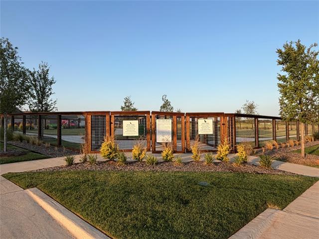 Building Photo - 164 Greenhill Trl