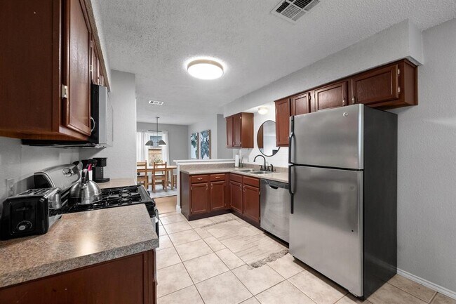 Building Photo - 8406 Copano Dr