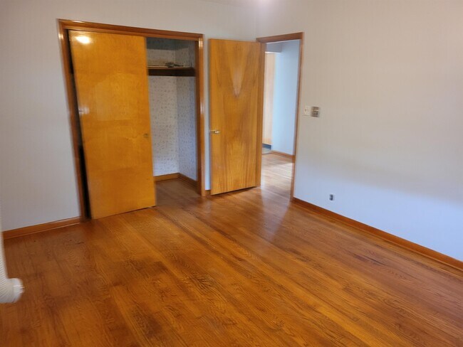 Building Photo - 2853 OH-63