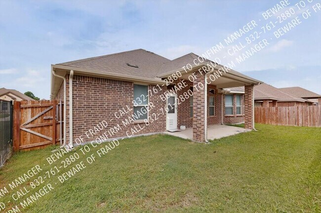 Building Photo - 7811 Links Dr