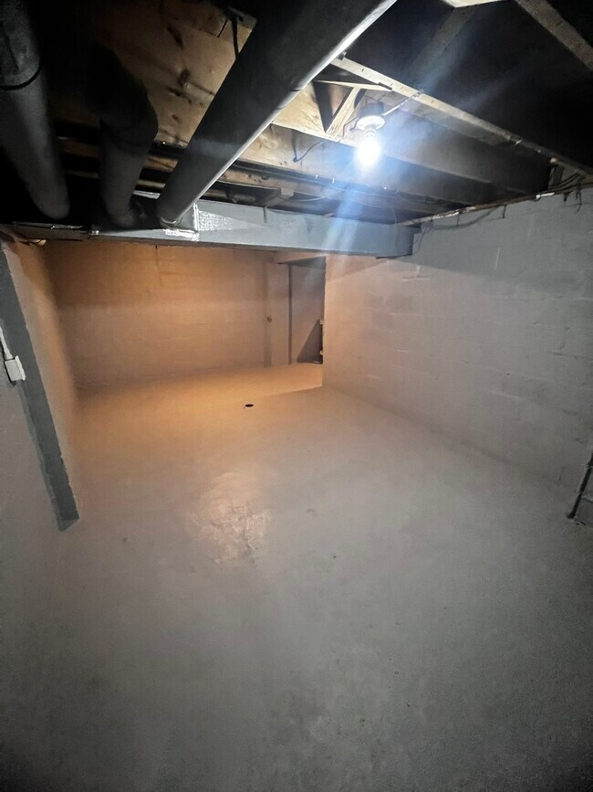 Building Photo - 2615 Metamora Rd