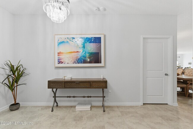 Building Photo - 454 Willow Lake Dr