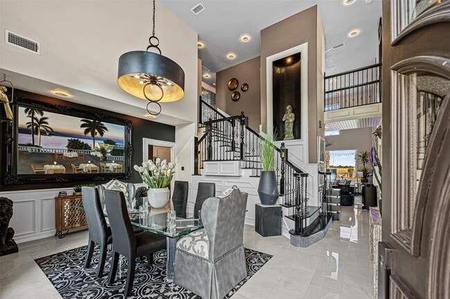 Building Photo - 12345 White Oak Point