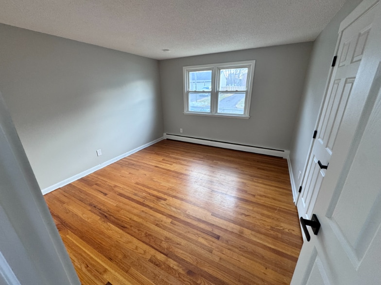 Building Photo - 1 Selander St