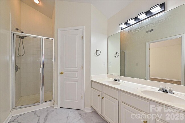 Building Photo - 10208 Old Carolina Dr