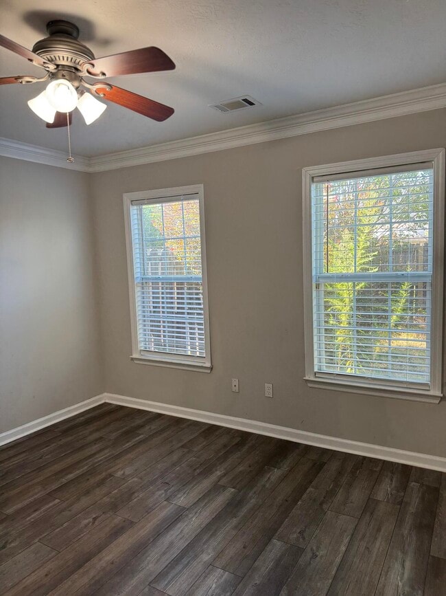 Building Photo - 7313 Dorado Dr