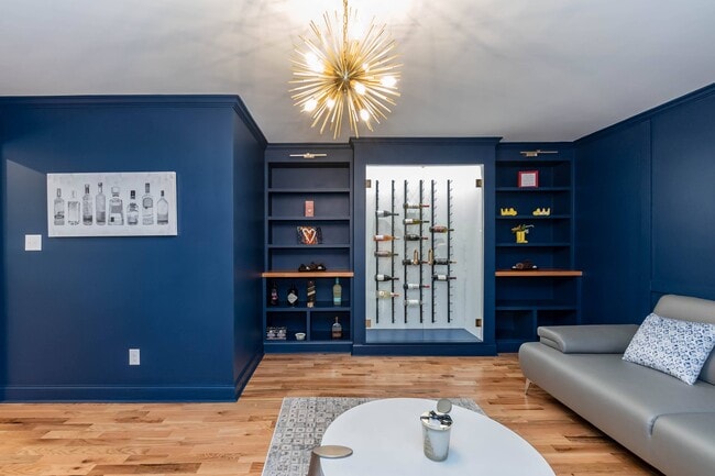 beautiful wine wall - 4200 Pickwick Dr