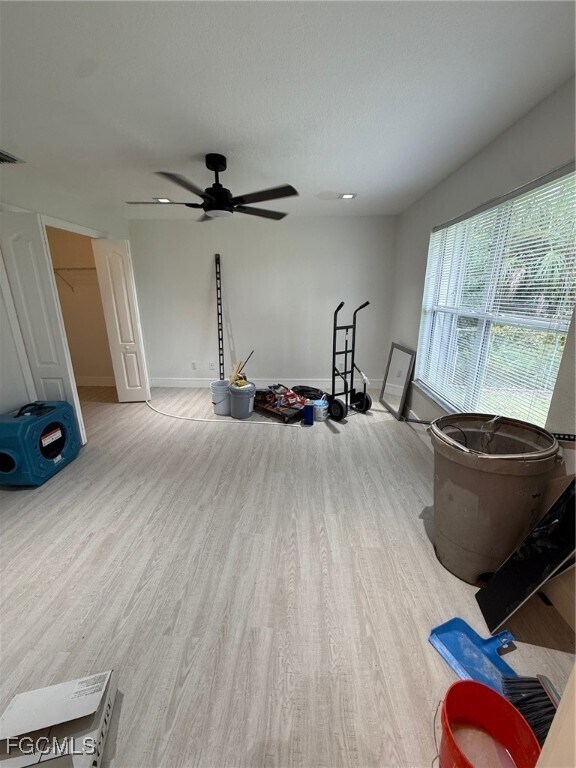 Building Photo - 3335 Everglades Blvd S