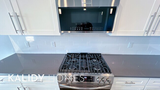 Building Photo - 218 Olde Ml Ct
