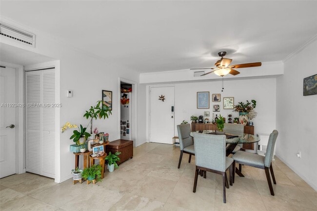 Building Photo - 255 Galen Dr