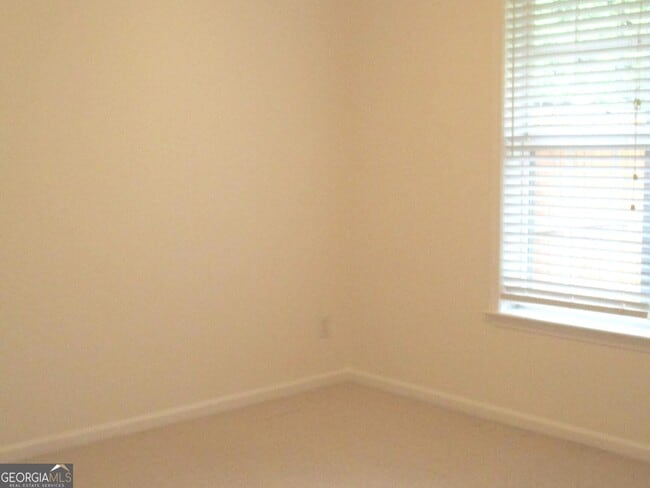 Building Photo - 1112 Thornborough Dr