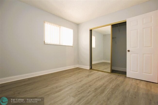 Building Photo - 3457 NW 44th St