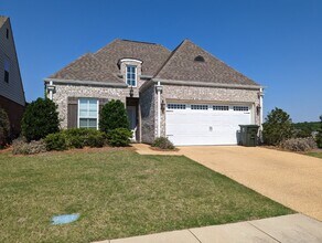 Building Photo - 154 Glen Alden Cir