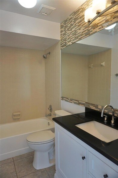 Building Photo - 504 Orange Blossom Dr