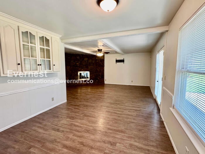 Building Photo - 5024 S Birch Ave