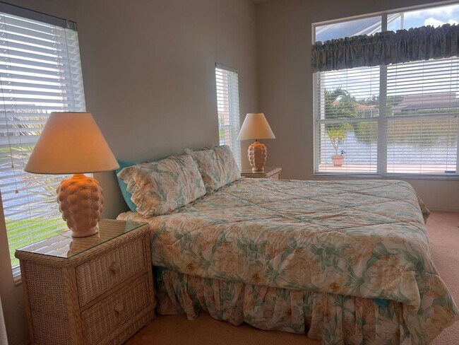 Building Photo - 2BR+Office with sleeper/2BA Single Family ...