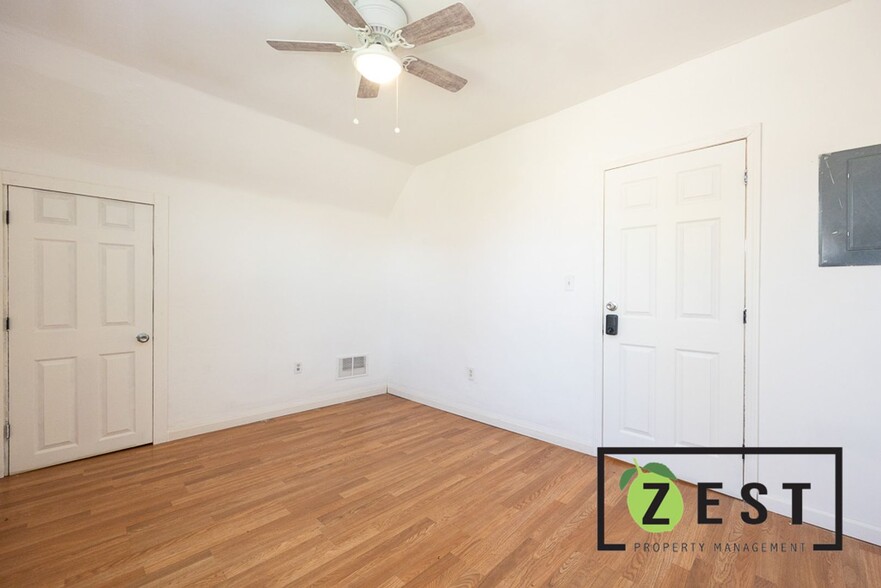 Building Photo - Welcome Home!OPEN HOUSE THURSDAY MAY 1ST 6...