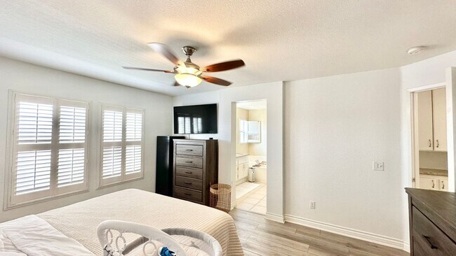 Building Photo - 5010 Golondrina Way