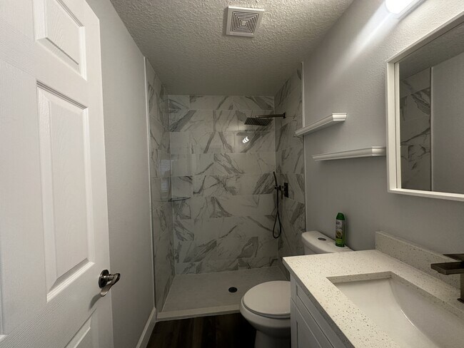 Building Photo - 2746 SW 147th Ct