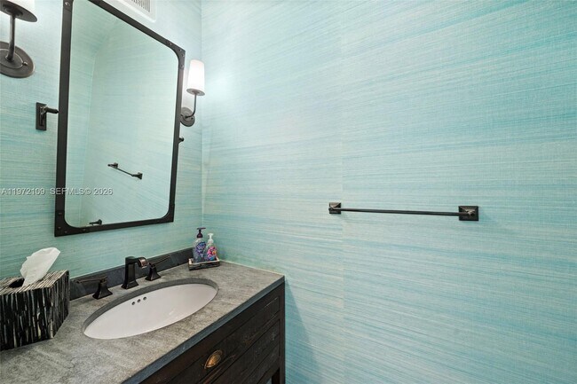 Building Photo - 9002 SW 62nd Terrace